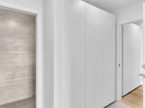 4101 Pine Tree Dr 621,620, Miami Beach FL 33140