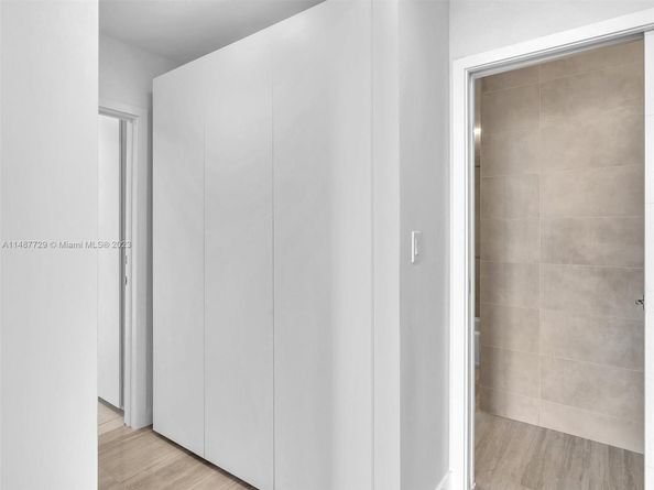 4101 Pine Tree Dr 621,620, Miami Beach FL 33140