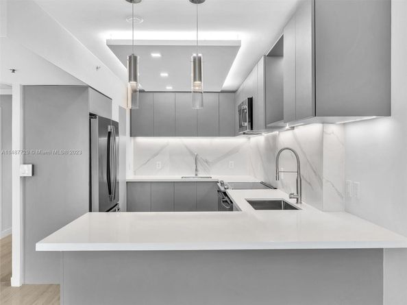 4101 Pine Tree Dr 621,620, Miami Beach FL 33140