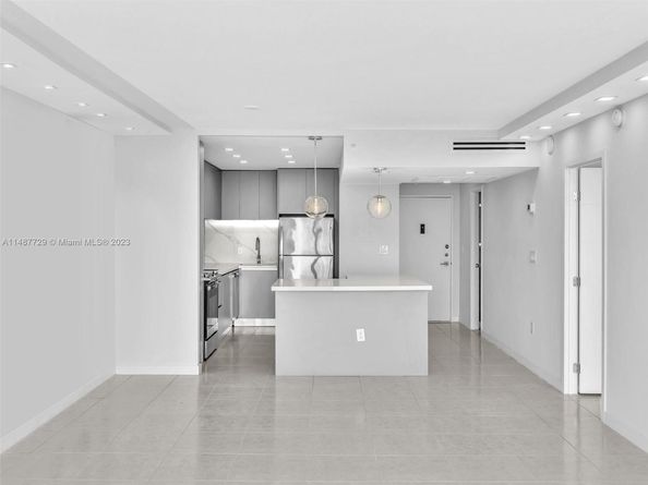 4101 Pine Tree Dr 621,620, Miami Beach FL 33140