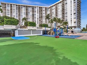 4101 Pine Tree Dr 621,620, Miami Beach FL 33140
