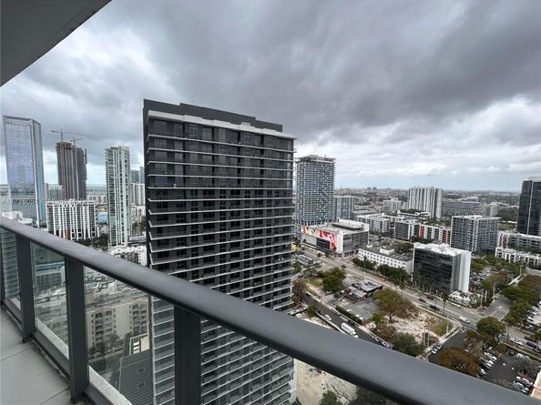 501 NE 31st St 2909, Miami FL 33137