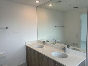 501 NE 31st St 2909, Miami FL 33137
