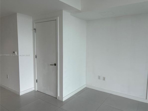 501 NE 31st St 2909, Miami FL 33137