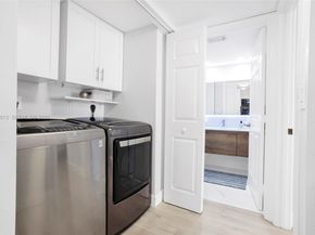 7763 Southampton Ter 211, Tamarac FL 33321