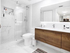 7763 Southampton Ter 211, Tamarac FL 33321