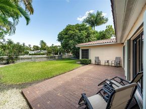 1855 Daytonia Rd, Miami Beach FL 33141
