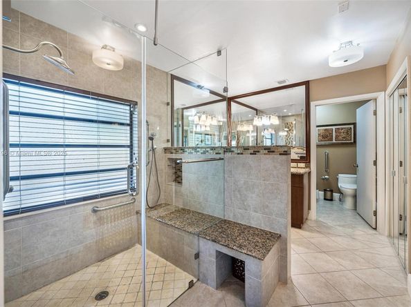 1855 Daytonia Rd, Miami Beach FL 33141