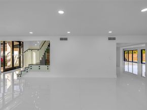 406 Holiday Dr, Hallandale Beach FL 33009