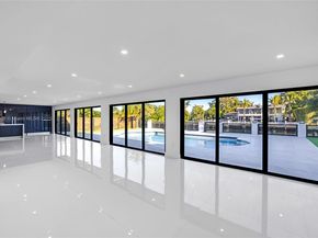 406 Holiday Dr, Hallandale Beach FL 33009