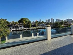 406 Holiday Dr, Hallandale Beach FL 33009
