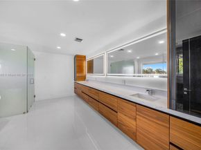 406 Holiday Dr, Hallandale Beach FL 33009