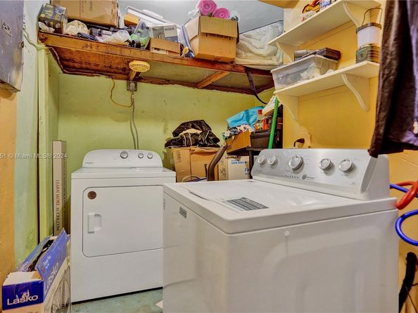 770 NW 175th Dr, Miami Gardens FL 33169