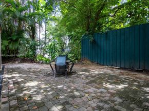 3164 Center St, Miami FL 33133
