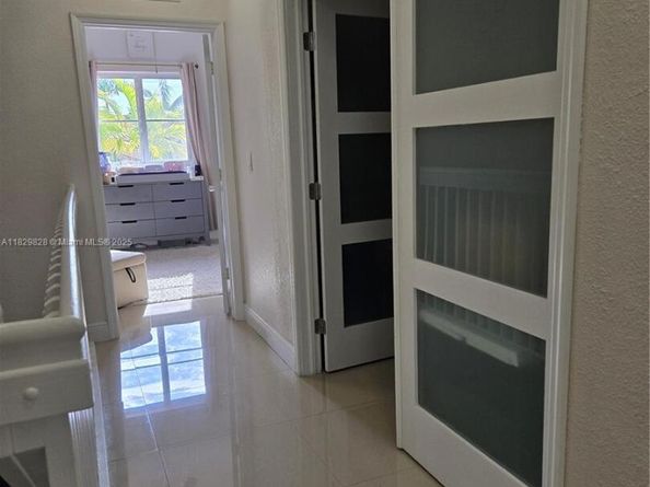 8216 W Santa Monica Ave, Tamarac FL 33321