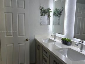 8216 W Santa Monica Ave, Tamarac FL 33321