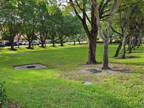 8216 W Santa Monica Ave, Tamarac FL 33321
