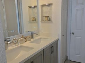 8216 W Santa Monica Ave, Tamarac FL 33321