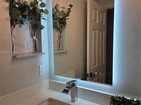 8216 W Santa Monica Ave, Tamarac FL 33321