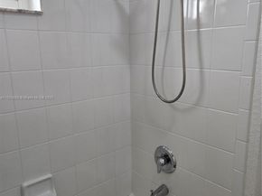8216 W Santa Monica Ave, Tamarac FL 33321