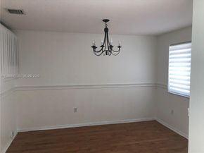 157 Hidden Ct Rd I48, Hollywood FL 33023