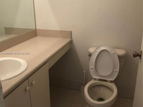 157 Hidden Ct Rd I48, Hollywood FL 33023