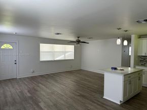 5691 NE 7th Ter, Oakland Park FL 33334