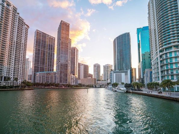 200 Biscayne Boulevard Way 502, Miami FL 33131