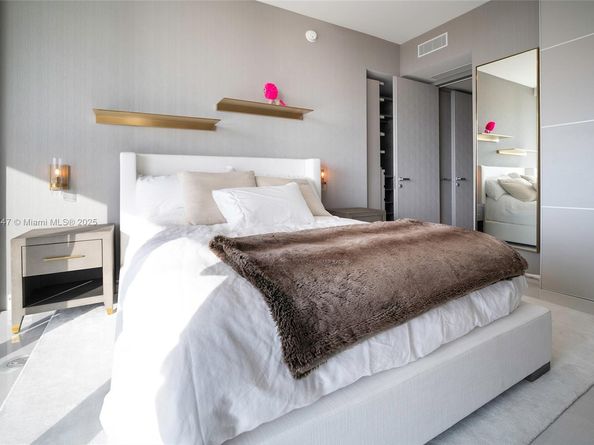 18975 Collins Ave 1705, Sunny Isles Beach FL 33160