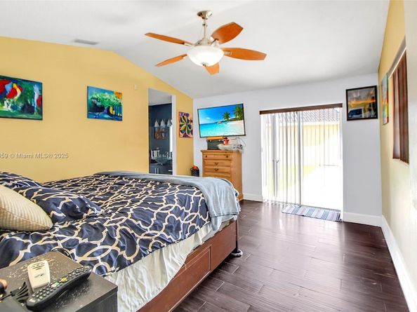 6122 NW 181st Terr Cir W, Hialeah FL 33015