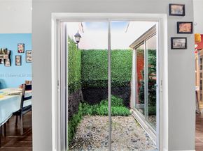 6122 NW 181st Terr Cir W, Hialeah FL 33015