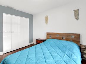 6122 NW 181st Terr Cir W, Hialeah FL 33015