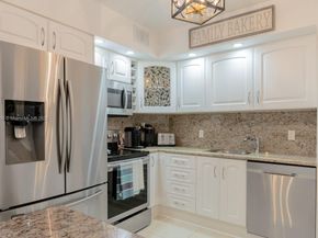 1985 S Ocean Dr 15G, Hallandale Beach FL 33009