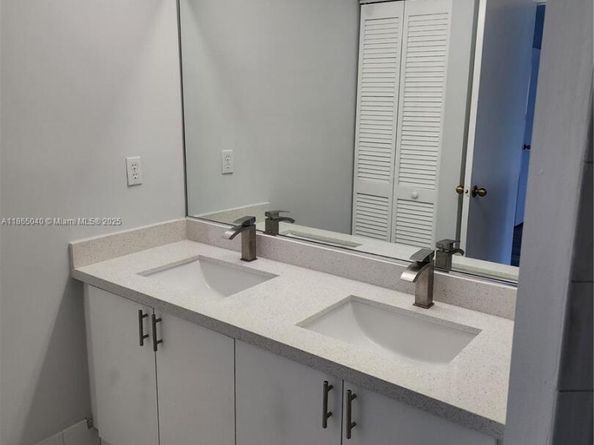 1701 NW 6th Ave, Fort Lauderdale FL 33311