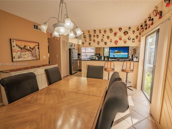 36 Eastmont Rd, Hollywood FL 33021