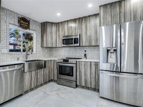 3321 Simms St 13B, Hollywood FL 33021