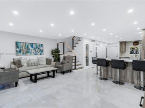 3321 Simms St 13B, Hollywood FL 33021