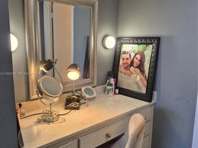 4001 Hillcrest Dr 416, Hollywood FL 33021