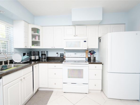 1301 NW 45th St, Fort Lauderdale FL 33309