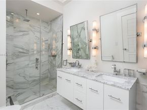 2575 Pine Tree Dr, Miami Beach FL 33140