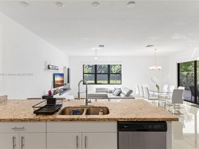 19111 NE 8th Ct, Miami FL 33179