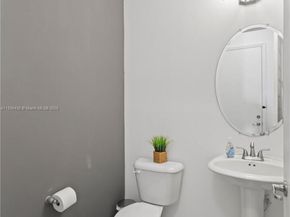 19111 NE 8th Ct, Miami FL 33179