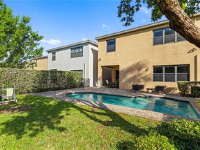 19111 NE 8th Ct, Miami FL 33179