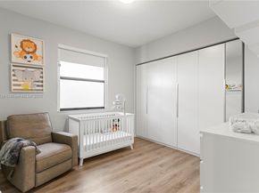 19111 NE 8th Ct, Miami FL 33179