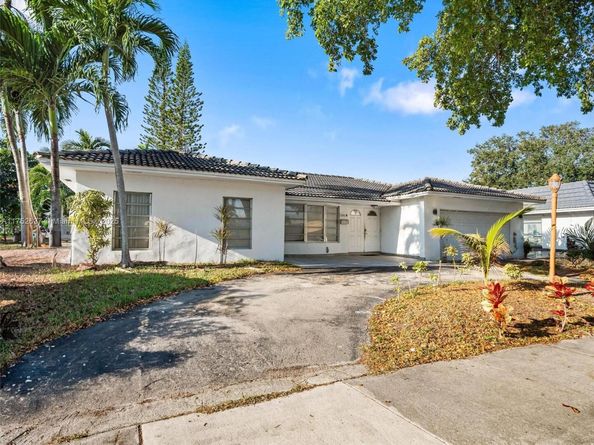3610 N 53rd Ave, Hollywood FL 33021