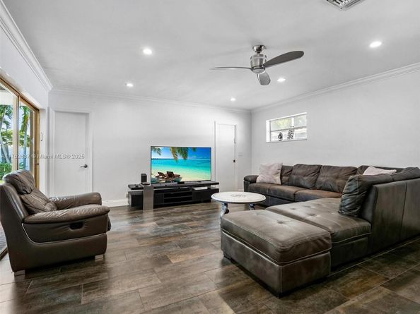 3610 N 53rd Ave, Hollywood FL 33021