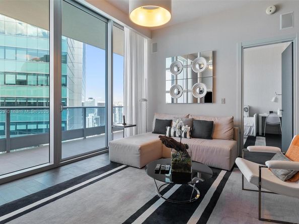 200 Biscayne Boulevard Way 5211, Miami FL 33131