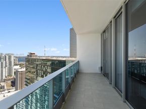 200 Biscayne Boulevard Way 5211, Miami FL 33131