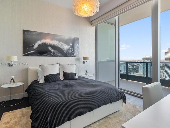 200 Biscayne Boulevard Way 5211, Miami FL 33131