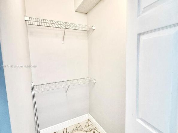 2015 SE 10th Ave 127, Fort Lauderdale FL 33316